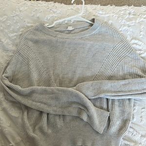 light grey sweater cropped